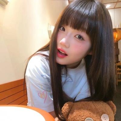 蒂拉和兰妮劫火车